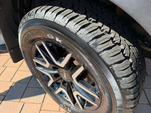 2025-JAC-T8-20-CTI-Super-Lux-4x4-Double-Cab image:17