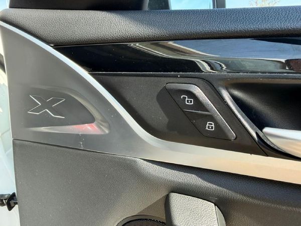 2020-BMW-X3-sDrive18d-xLine image:14