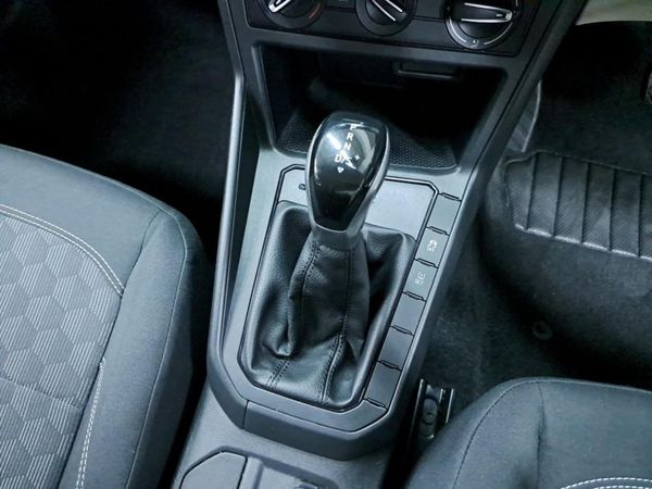 2024-Volkswagen-Polo-16-Classic-Auto image:18