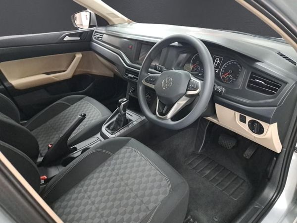 2024-Volkswagen-Polo-16-Classic-Auto image:8