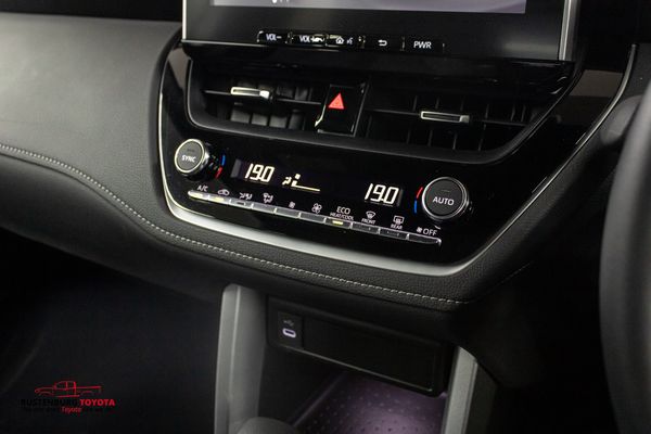 2026-Toyota-Corolla-Cross-18-XR-Hybrid image:18