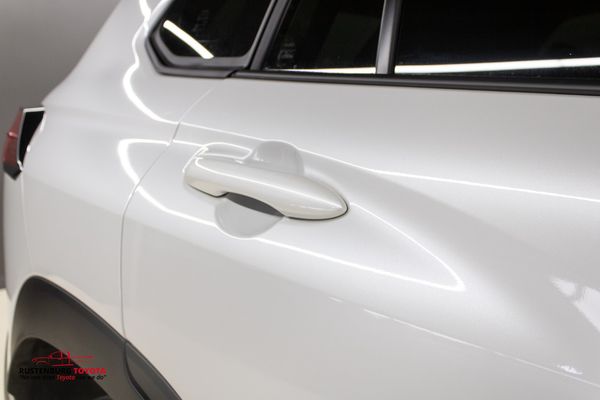 2026-Toyota-Corolla-Cross-18-XR-Hybrid image:28