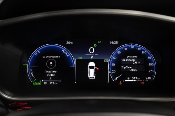 2026-Toyota-Corolla-Cross-18-XR-Hybrid image:8
