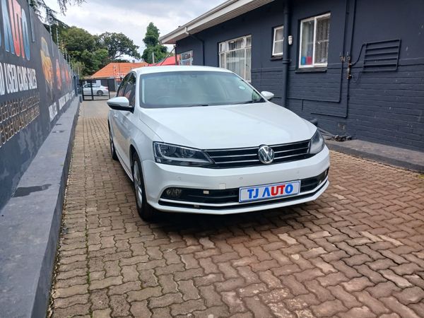 2015-Volkswagen-Jetta-GP-16-TDI-Comfortline-Auto image:3