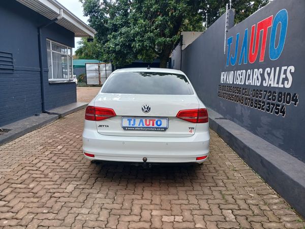 2015-Volkswagen-Jetta-GP-16-TDI-Comfortline-Auto image:7