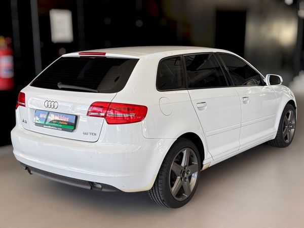 2011-Audi-A3-3-dr-16-TDI-Attraction-Auto image:9