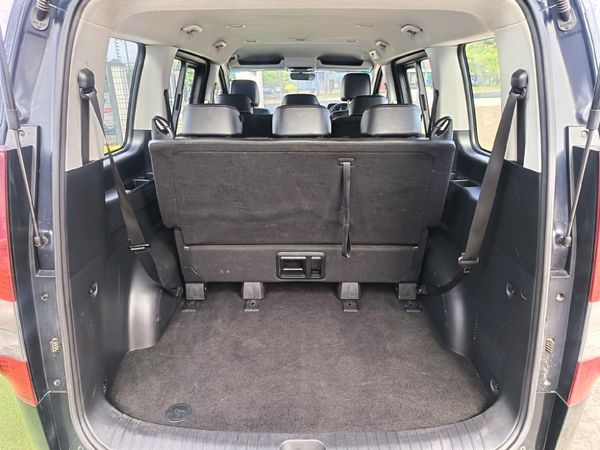 2022-Hyundai-Staria-22d-Executive-Auto image:8