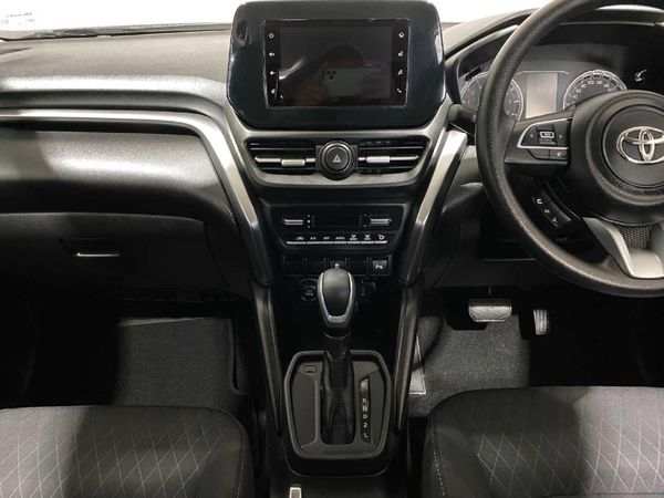 2025-Toyota-Urban-Cruiser-15-XR-Auto image:17