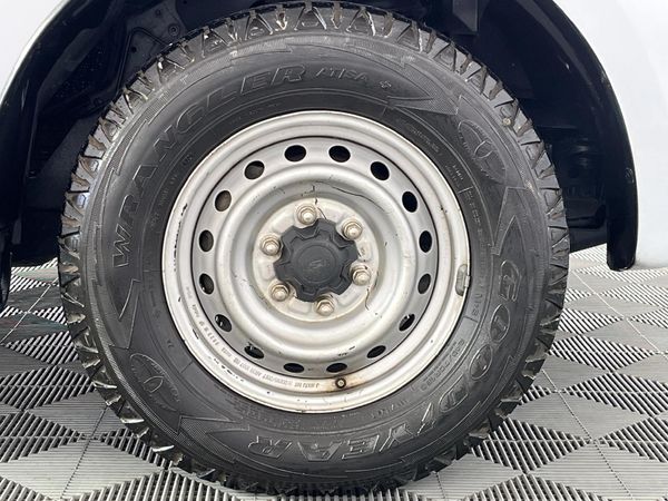 2019-Ford-Ranger-22-TDCi-Single-Cab image:3