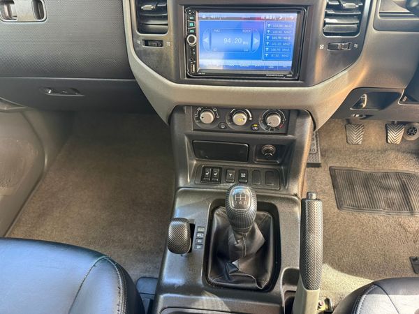 2003-Mitsubishi-Pajero-3200-DI-D-3-dr image:14