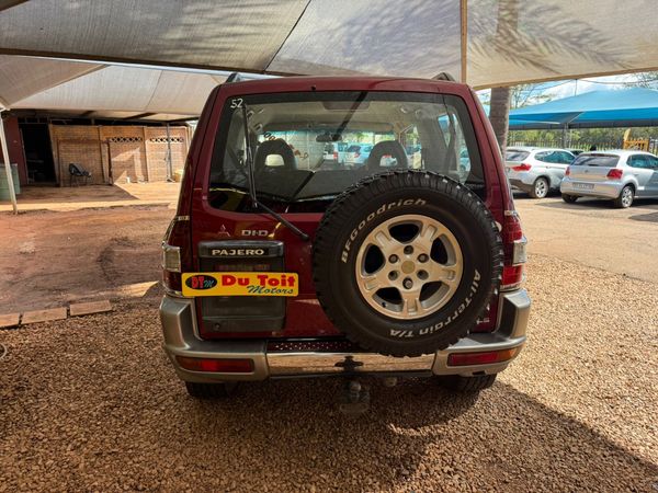2003-Mitsubishi-Pajero-3200-DI-D-3-dr image:4