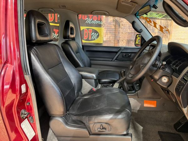 2003-Mitsubishi-Pajero-3200-DI-D-3-dr image:8