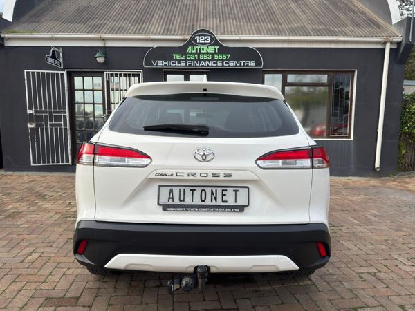 2022-Toyota-Corolla-Cross-18-XI image:5