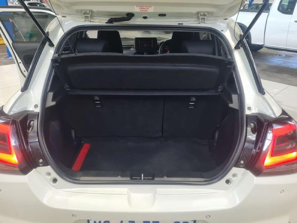2025-Suzuki-Swift-12-GL image:28