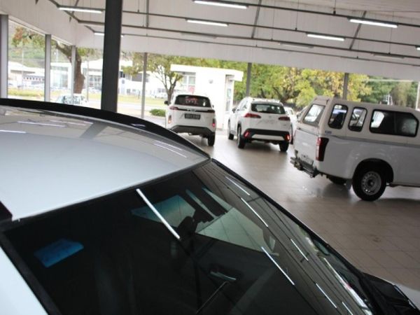 2026-Toyota-Corolla-Cross-18-XS image:4