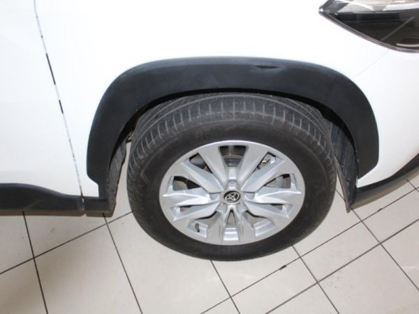 2026-Toyota-Corolla-Cross-18-XS image:5
