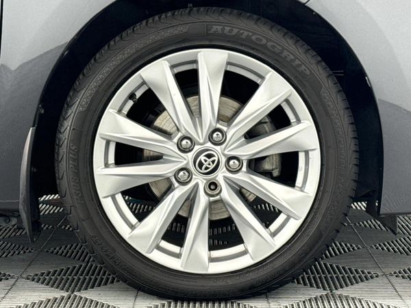 2022-Toyota-Corolla-Quest-18-Exclusive image:5