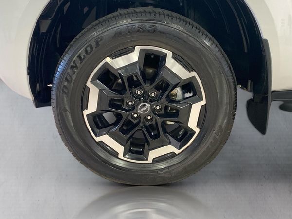 2026-Nissan-Navara-25D-LE-4x4-Double-Cab-Auto image:19