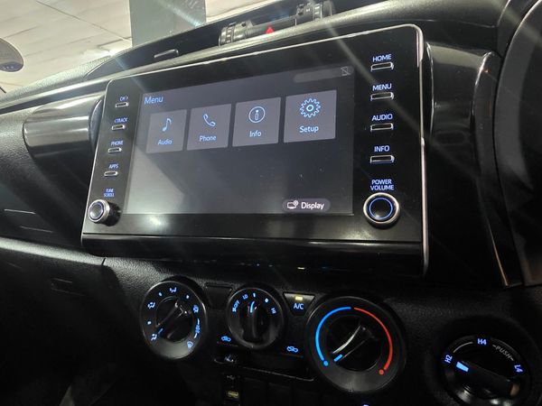 2022-Toyota-Hilux-24-GD-6-Raider-4x4-Single-Cab image:14