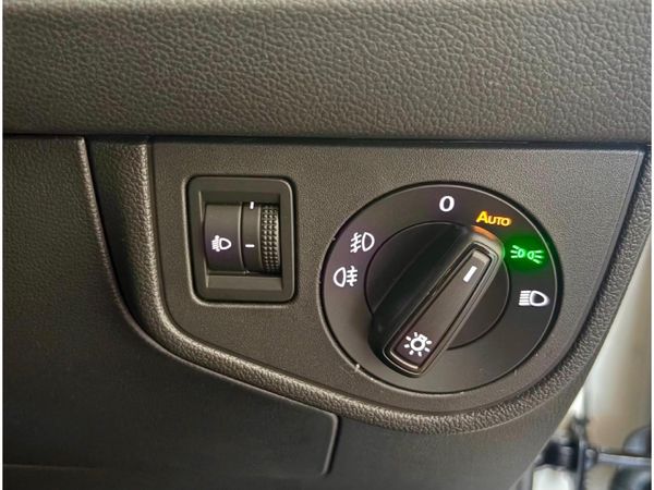 2026-Volkswagen-Polo-10-TSI-Life-Auto-DSG image:7