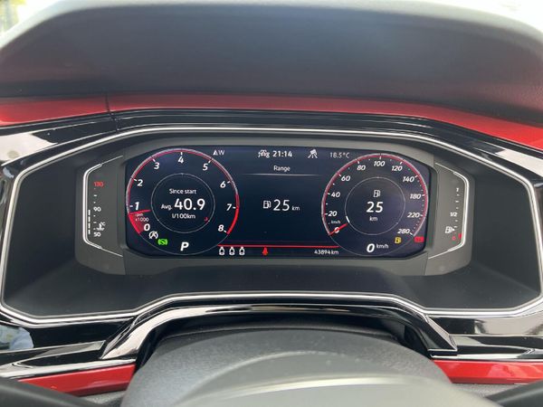 2022-Volkswagen-Polo-20-GTI-Auto-147kW image:12