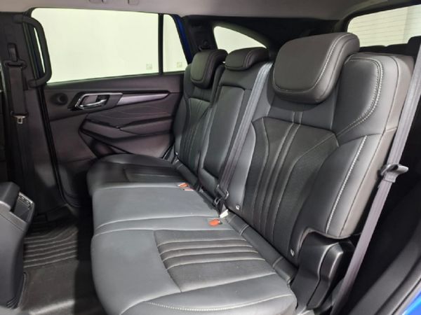 2025-Isuzu-Mu-x-19D-LS-Auto image:11