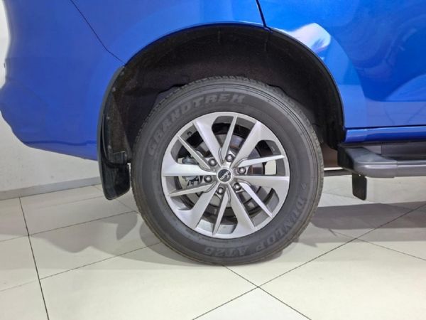 2025-Isuzu-Mu-x-19D-LS-Auto image:6