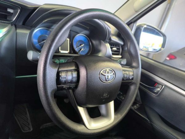 2025-Toyota-Fortuner-24-GD-6-4x4-Auto image:17