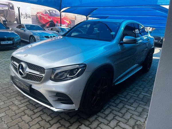 2017-Mercedes-Benz-GLC-250d image:1