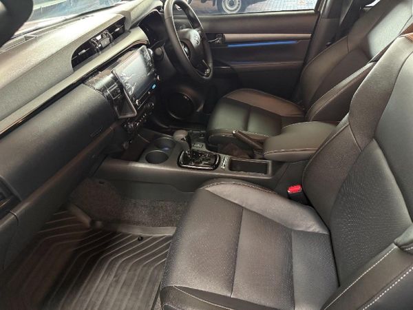 2026-Toyota-Hilux-28-GD-6-RB-Legend-55-Auto-Double-Cab image:10