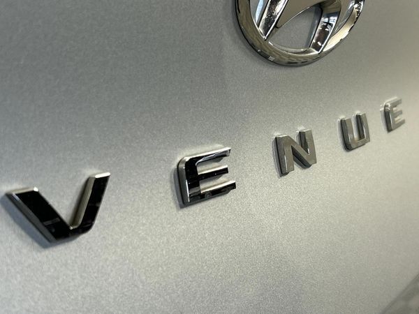 2023-Hyundai-Venue-10-TGDI-Motion-DCT image:11