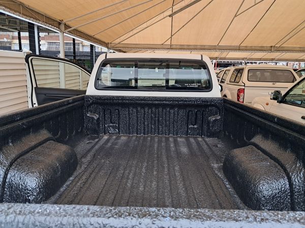 2016-Toyota-Hilux-24-GD-6-Raised-Body-SRX-Single-Cab image:20