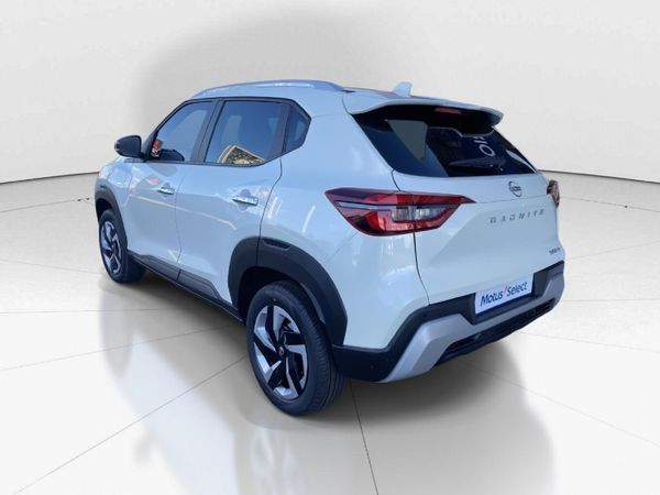 2026-Nissan-Magnite-10-Visia-AMT image:13
