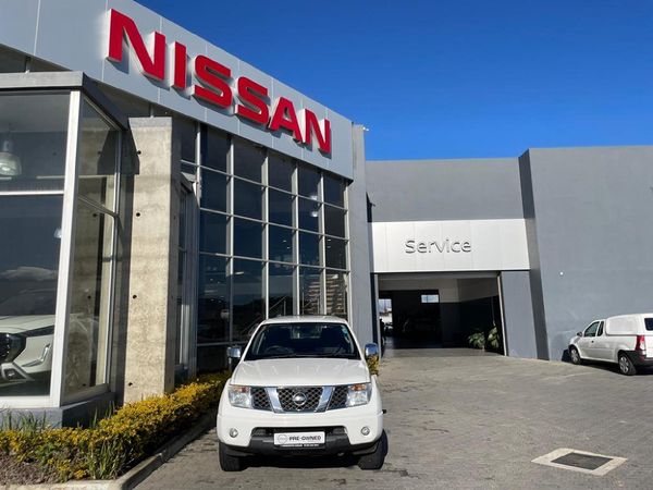2016-Nissan-Navara-25-dCi-XE-Double-Cab image:2