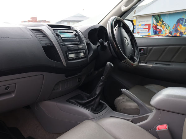 2011-Toyota-Hilux-30-D-4D-Raider-Raised-Body-Double-Cab image:6