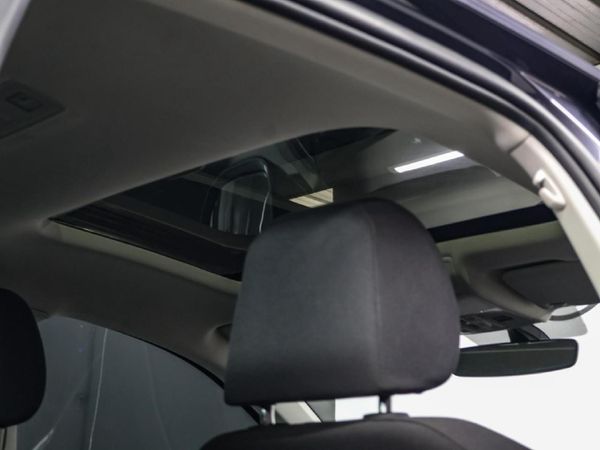 2025-Volkswagen-Taigo-10-TSI-Life-Auto image:17