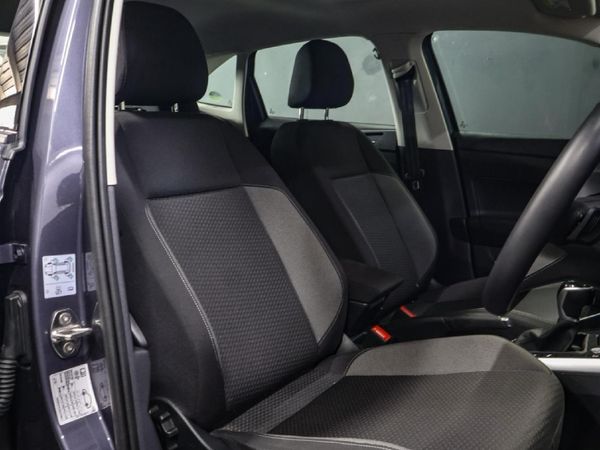 2025-Volkswagen-Taigo-10-TSI-Life-Auto image:8
