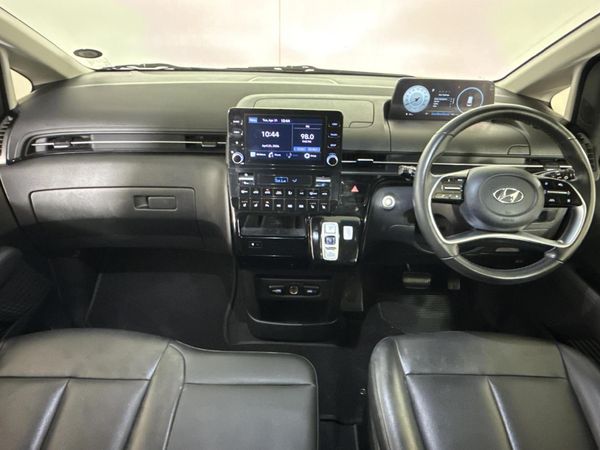 2022-Hyundai-Staria-22d-Elite-Auto image:1