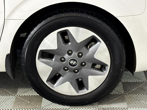 2022-Hyundai-Staria-22d-Elite-Auto image:4