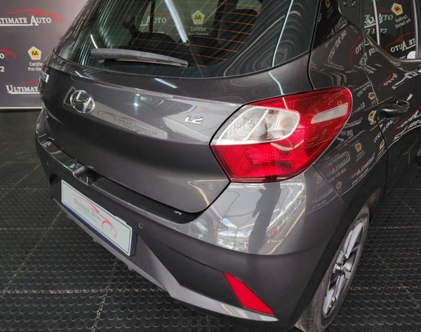 2022-Hyundai-Grand-i10-12-Fluid image:5