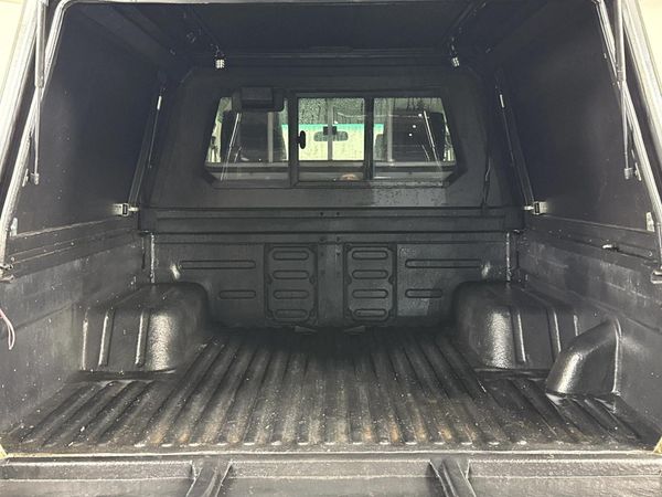 2017-Toyota-Land-Cruiser-79-45-D-Double-Cab image:12