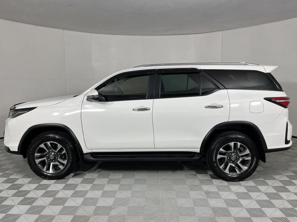 2024-Toyota-Fortuner-24-GD-6-RB image:16