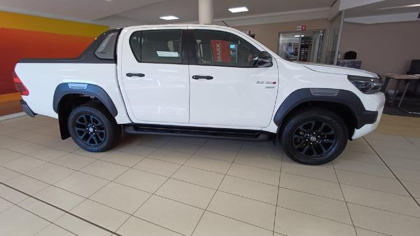 2025-Toyota-Hilux-28-GD-6-RB-Legend-RS-4x4-Double-Cab-Auto-mhev image:3