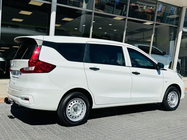 2025-Toyota-Rumion-15-S image:7