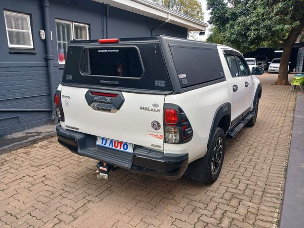 2019-Toyota-Hilux-28-GD-6-Raider-4x4-Auto-Double-Cab image:3
