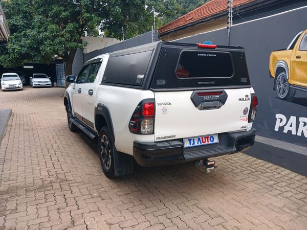 2019-Toyota-Hilux-28-GD-6-Raider-4x4-Auto-Double-Cab image:4