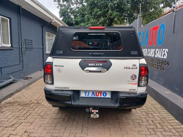 2019-Toyota-Hilux-28-GD-6-Raider-4x4-Auto-Double-Cab image:5