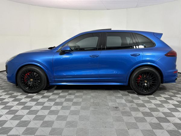 2017-Porsche-Cayenne-GTS-Auto image:20
