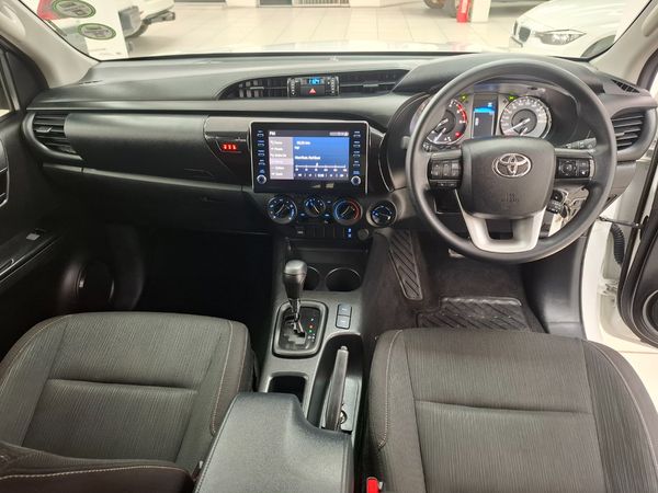 2025-Toyota-Hilux-24-GD-6-Raider-4x4-Auto-Double-Cab image:16