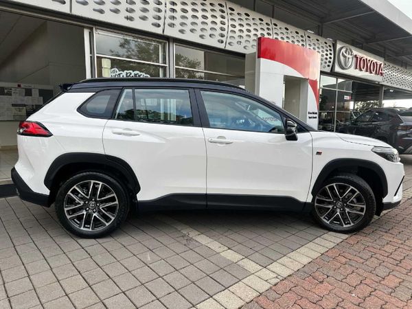 2026-Toyota-Corolla-Cross-18-GR-S image:11